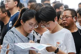 波切蒂诺：平安夜当天有客场比赛，没空和妻子过结婚纪念日了